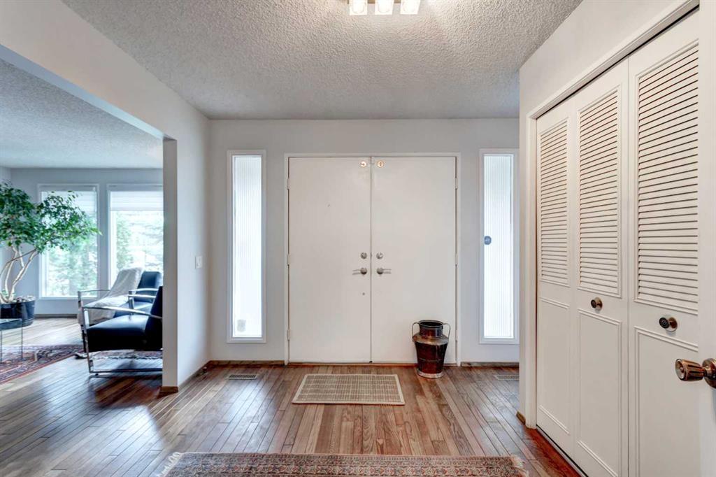 Third View of 304 Lake Mead Crescent SE, Lake Bonavista, Calgary, Alberta, T2J 3Z9