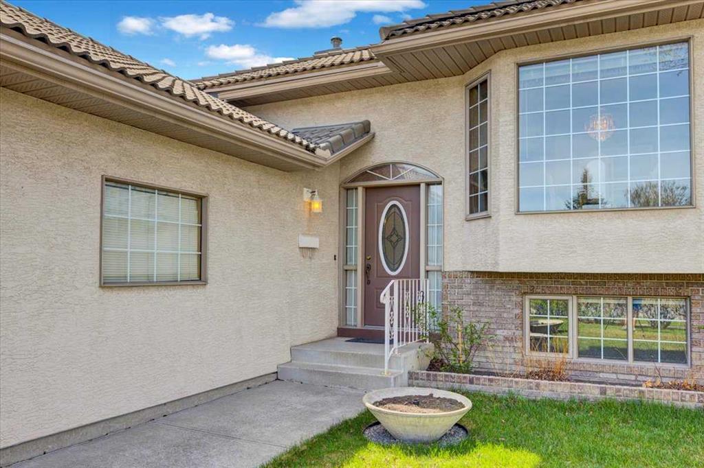 Third View of 531 Sierra Morena Court SW, Signal Hill, Calgary, Alberta, T3H 3C2