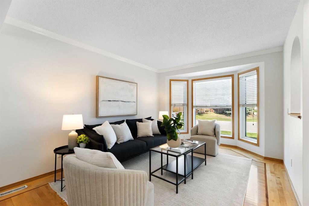 Fifth View of 136 Schubert Hill NW, Scenic Acres, Calgary, Alberta, T3L 1X2