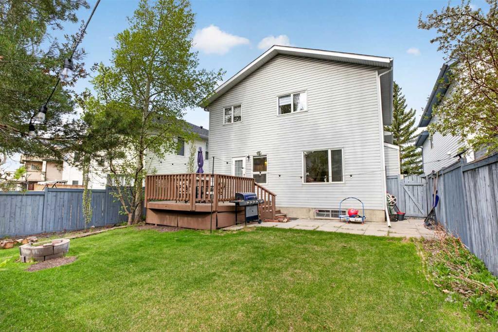 Fifth View of 3271 Douglasdale Boulevard SE, Douglasdale/Glen, Calgary, Alberta, T2Z 3A8