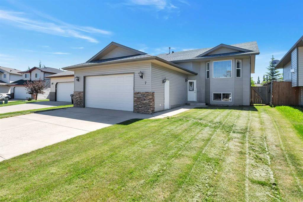 Second View of 7 Firdale Close , Fox Run, Sylvan Lake, Alberta, T4S 2M1