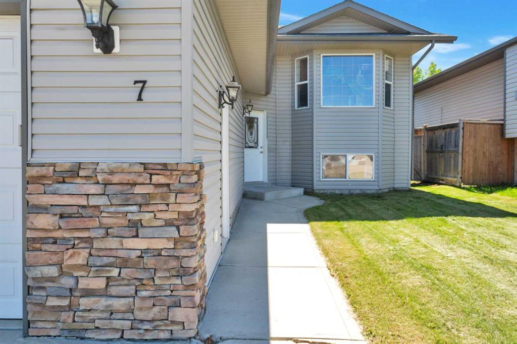 Fifth View of 7 Firdale Close , Fox Run, Sylvan Lake, Alberta, T4S 2M1