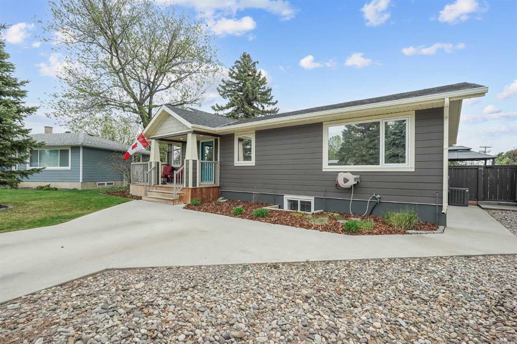 Fourth View of 613 33 Street S, Henderson Lake, Lethbridge, Alberta, T1J 3V8