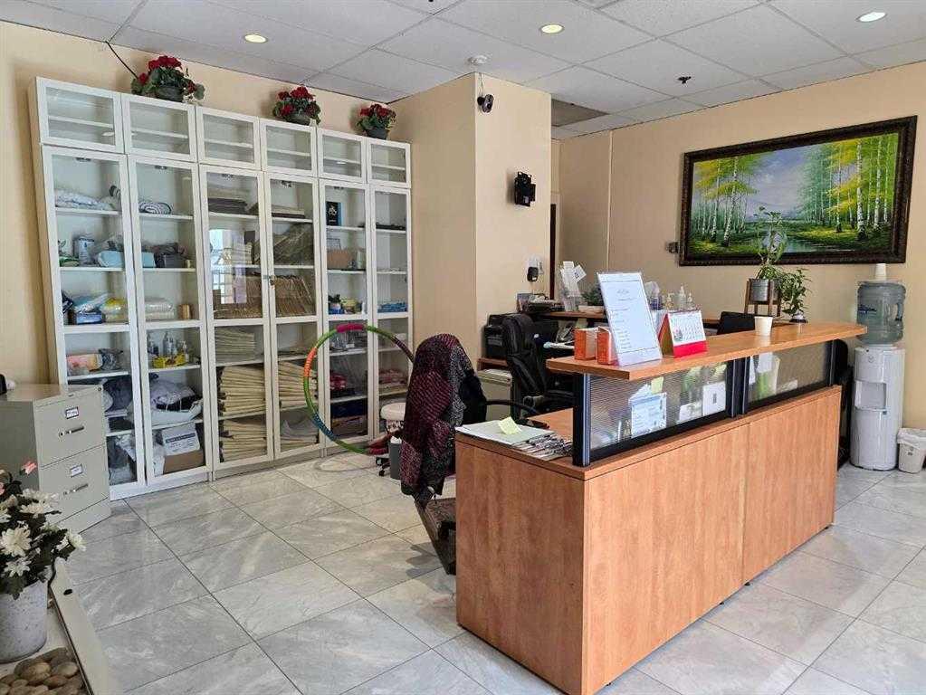 Fifth View of 116, 738 3 Avenue SW, Eau Claire, Calgary, Alberta, T2P 0G7