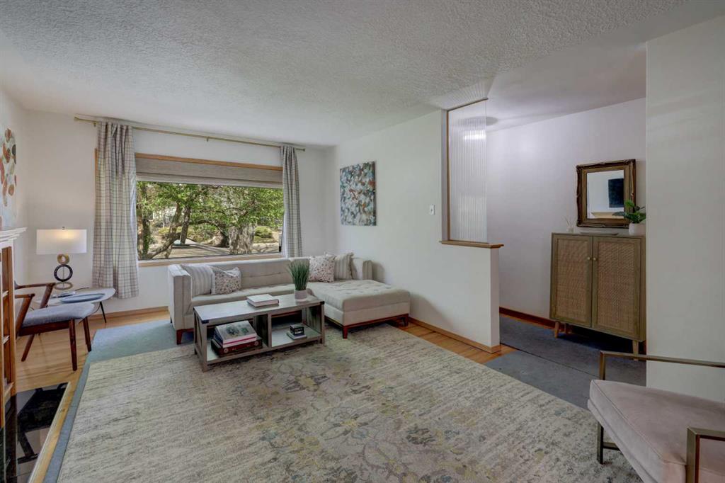 Fifth View of 3419 Morley Trail NW, Banff Trail, Calgary, Alberta, T2M 4H3