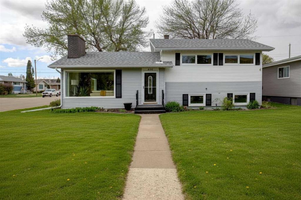 Second View of 809 Riverside Drive E, Riverview Park, Drumheller, Alberta, T0J 0Y5