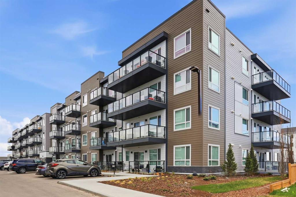 3420, 33 Carringham Gate NW, A2310966, Alberta,