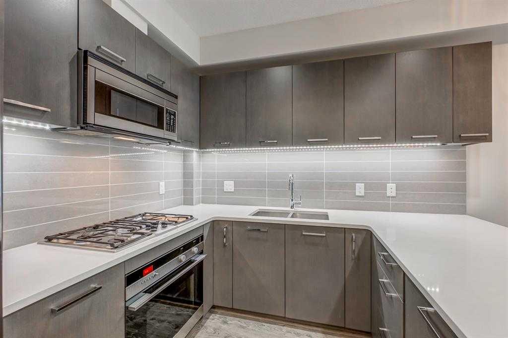 Fourth View of 102, 323 20 Avenue SW, Mission, Calgary, Alberta, T2S 2G5