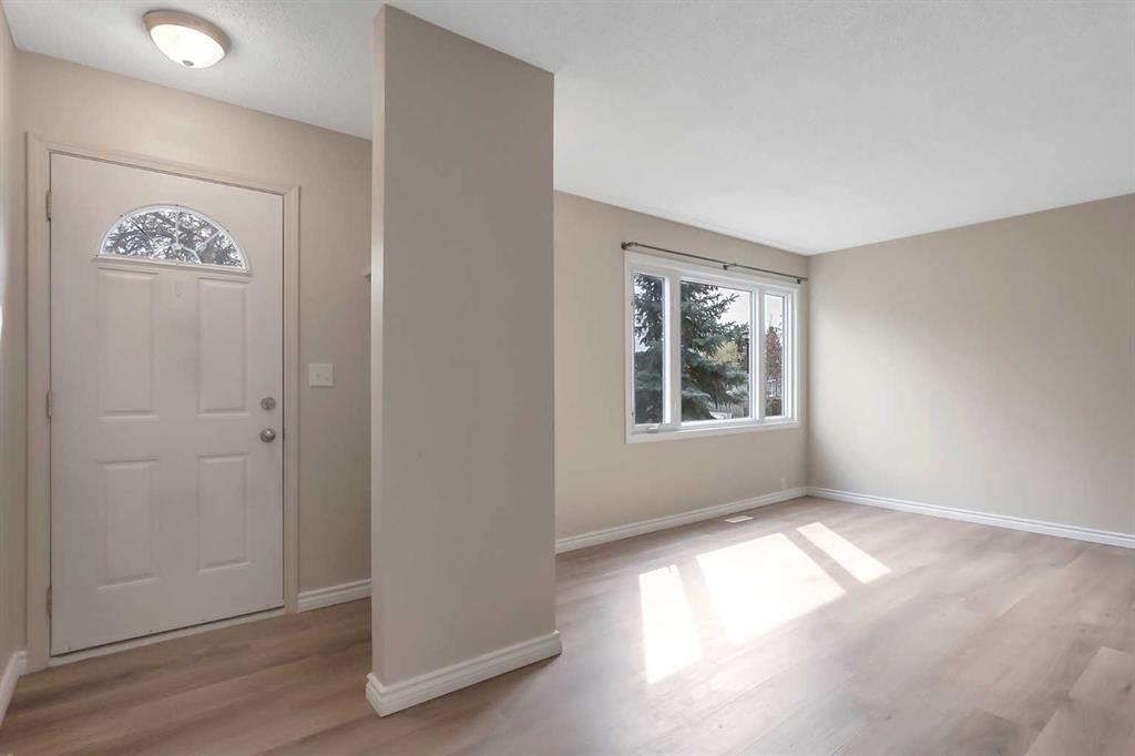 Fourth View of 7, 15 Stanton Street , Sunnybrook, Red Deer, Alberta, T4N 0B9