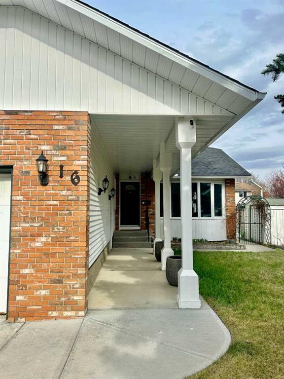 16 Woodfield Court SW, A2311061, Alberta,