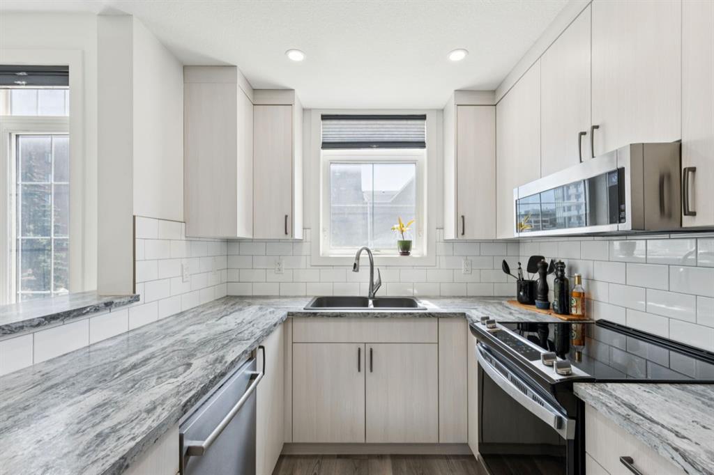 Third View of 304, 1000 15 Avenue SW, Beltline, Calgary, Alberta, T2R 0S6