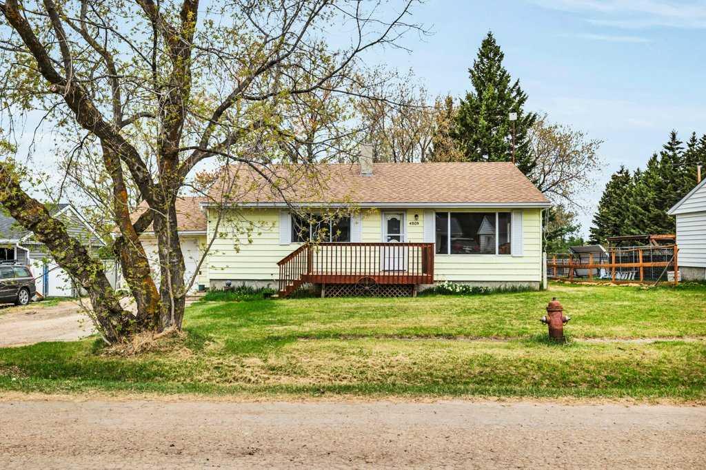 Second View of 4809 32 Street , NONE, Mulhurst Bay, Alberta, T0C 2C0