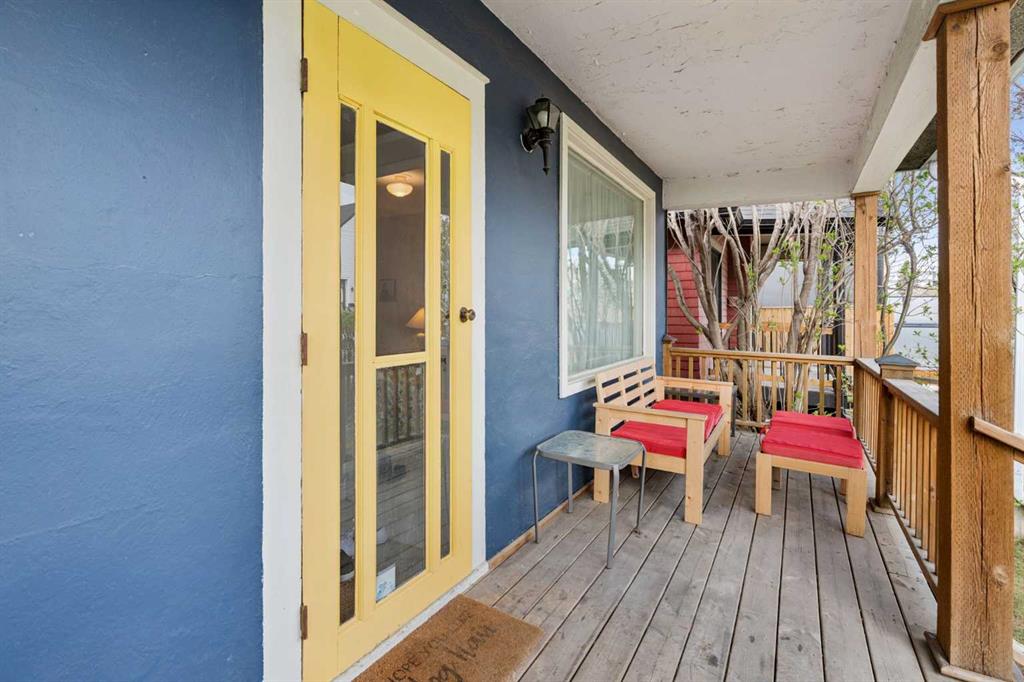 Fourth View of 1305 20 Avenue NW, Capitol Hill, Calgary, Alberta, T2M 1G4