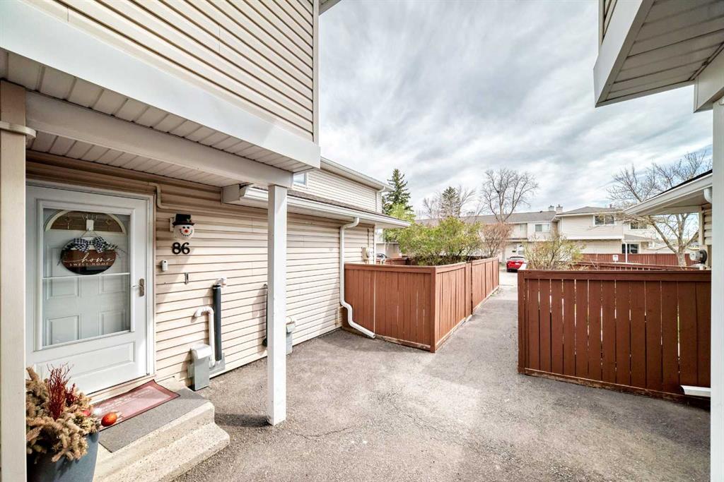 86, 1155 Falconridge Drive NE, A2311237, Alberta,
