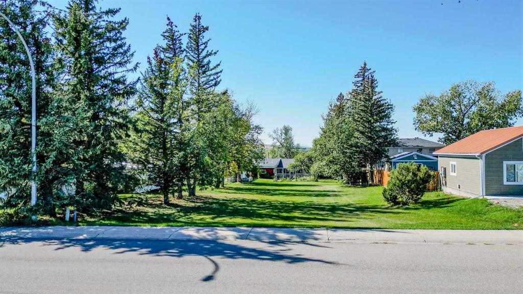 Main View of 731 2 Street E, NONE, Cardston, Alberta, T0K 0K0