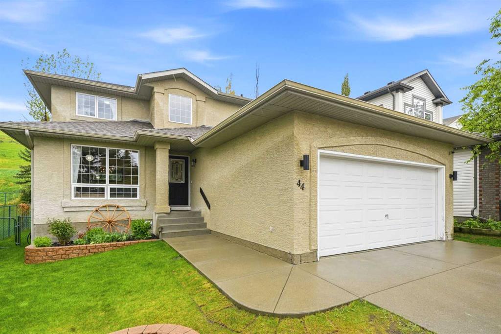 Third View of 44 Gleneagles View , GlenEagles, Cochrane, Alberta, T4C 1P1