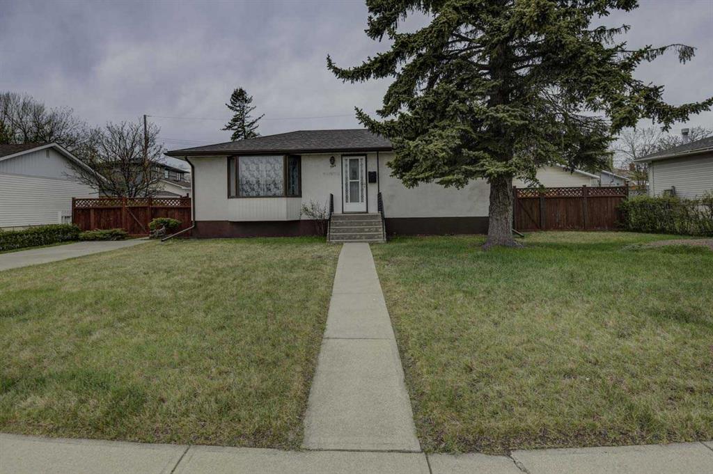 Second View of 544 Thornhill Place NW, Thorncliffe, Calgary, Alberta, T2K 2S7