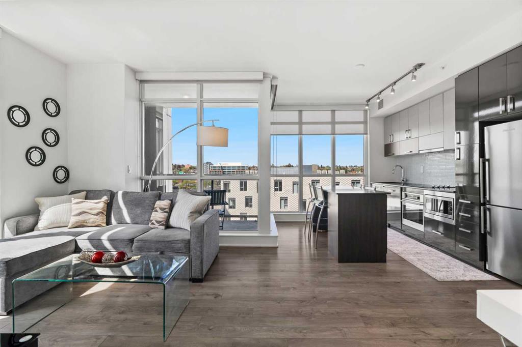 810, 550 Riverfront Avenue SE, A2311339, Alberta,