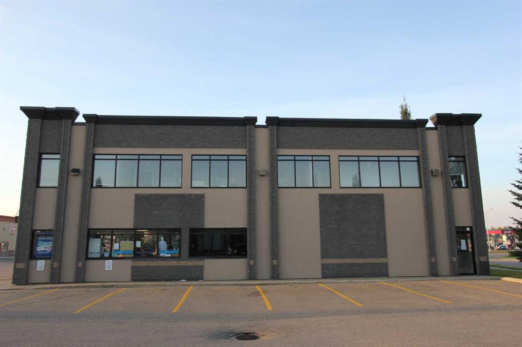 Third View of 201, 11731 105 Street , Royal Oaks, Grande Prairie, Alberta, T8V 8L1