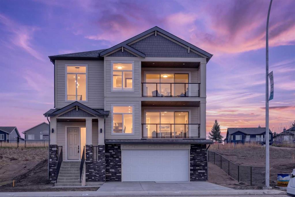 420 Lakewood Drive , A2311359, Alberta,