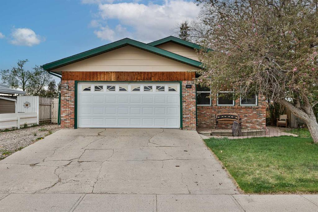 203 Ryerson Road W, A2311377, Alberta,