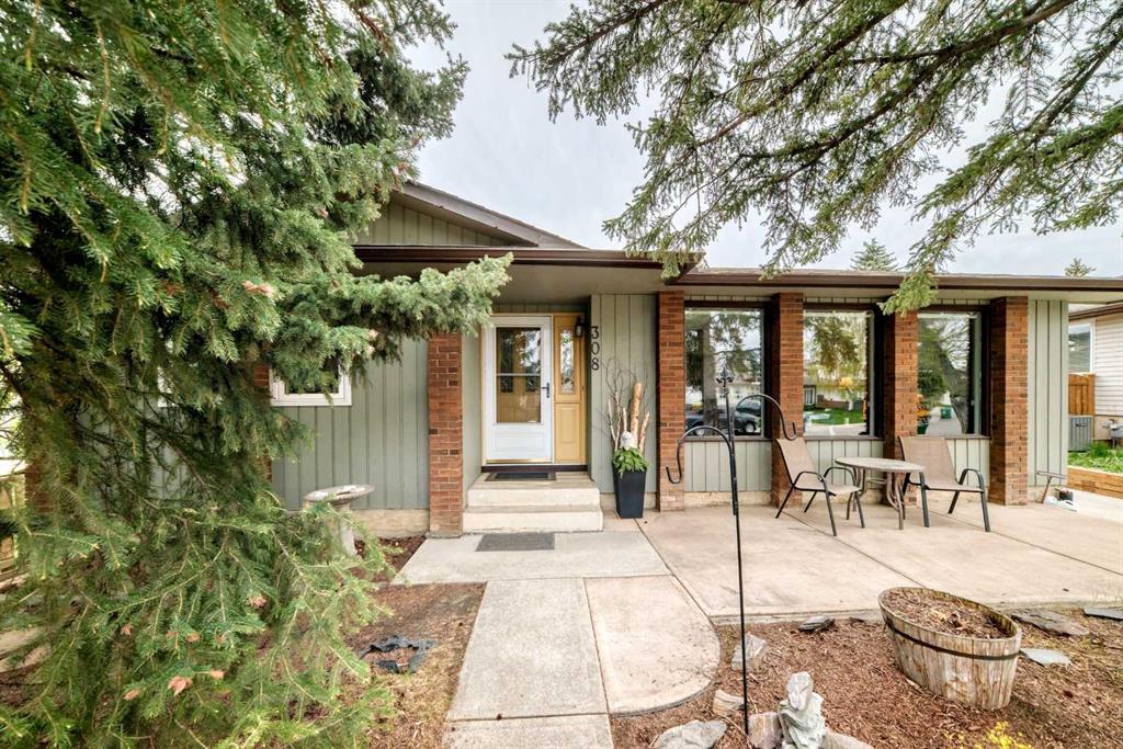 Third View of 308 Cannington Place SW, Canyon Meadows, Calgary, Alberta, T2W 1Z9