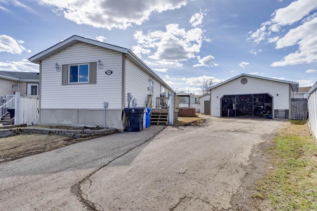 123 Hunter Place , A2311402, Alberta,