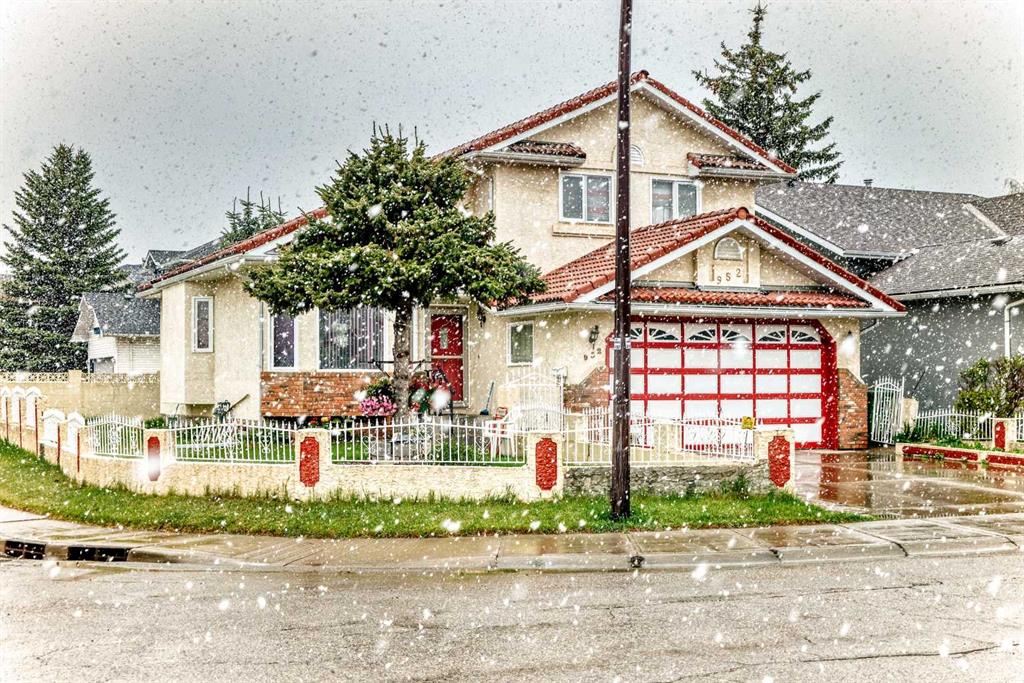 Fourth View of 952 Applewood Drive SE, Applewood Park, Calgary, Alberta, T2A7N3