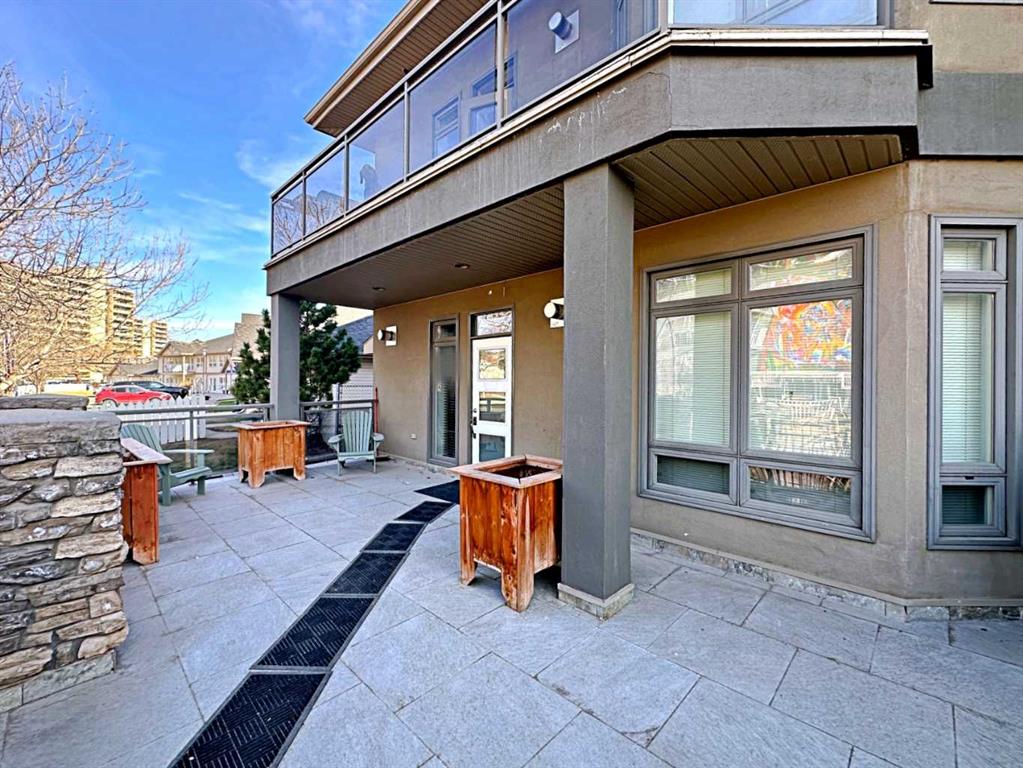 102, 10110 Fraser Avenue , A2311443, Alberta,