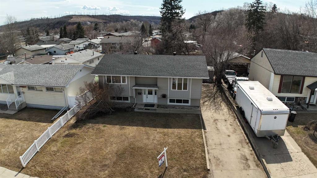 11 Fitzgerald Avenue , A2311477, Alberta,