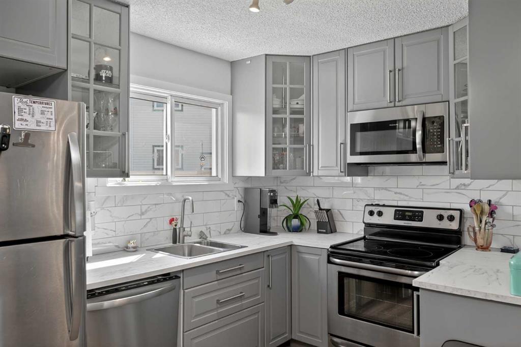47, 131 Templehill Drive NE, A2311771, Alberta,
