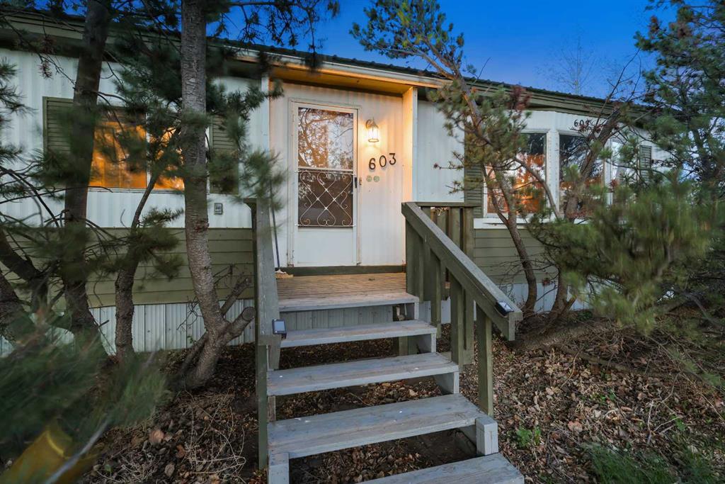 Third View of 603 ALBERTA Avenue , NONE, Carmangay, Alberta, T0L 0N0