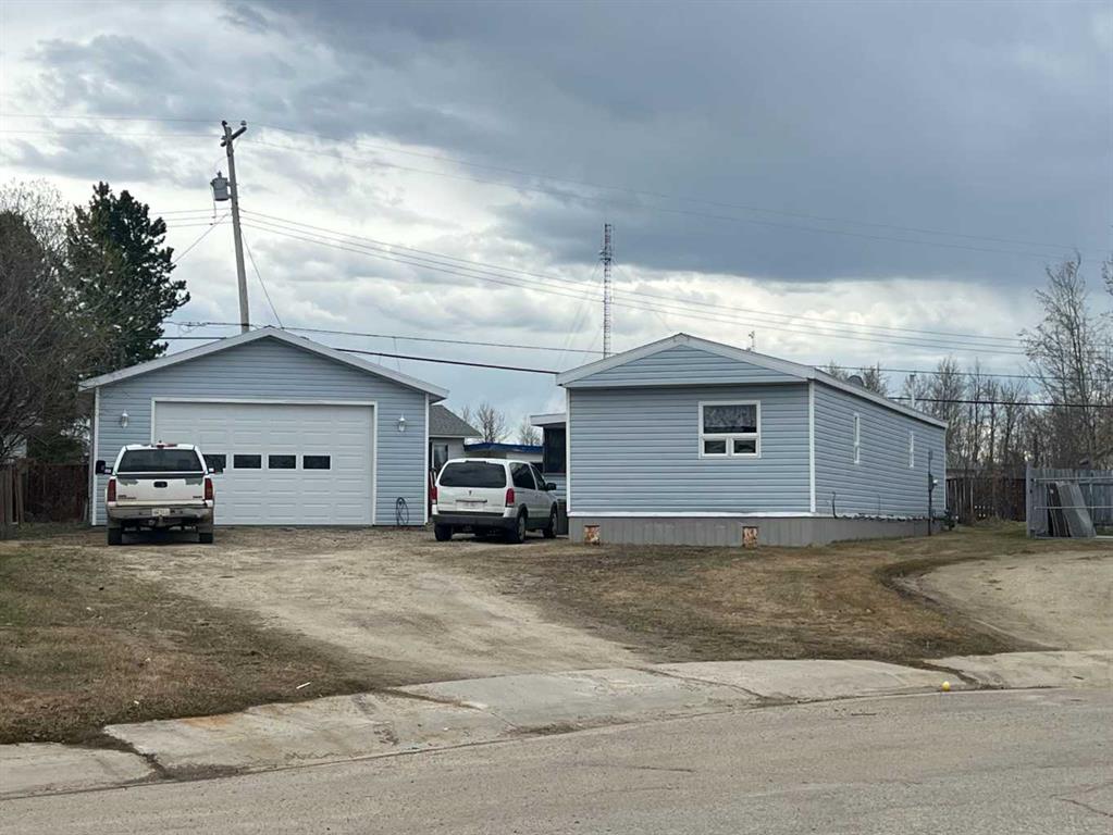 403 9 Street , A2311782, Alberta,