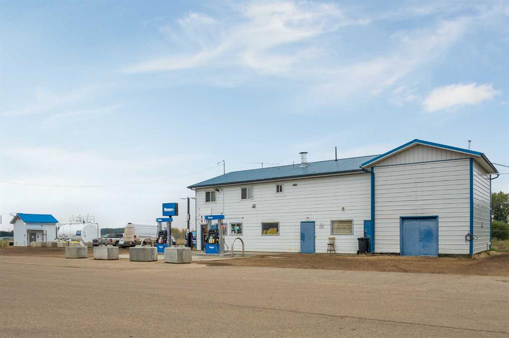 2 Railway Avenue N, A2311840, Alberta,