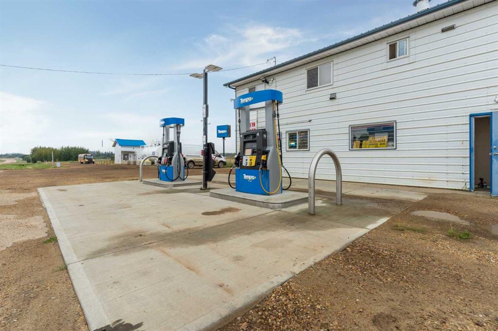 Third View of 2 Railway Avenue N, Hay Lakes, Hay Lakes, Alberta, T0B 1W0