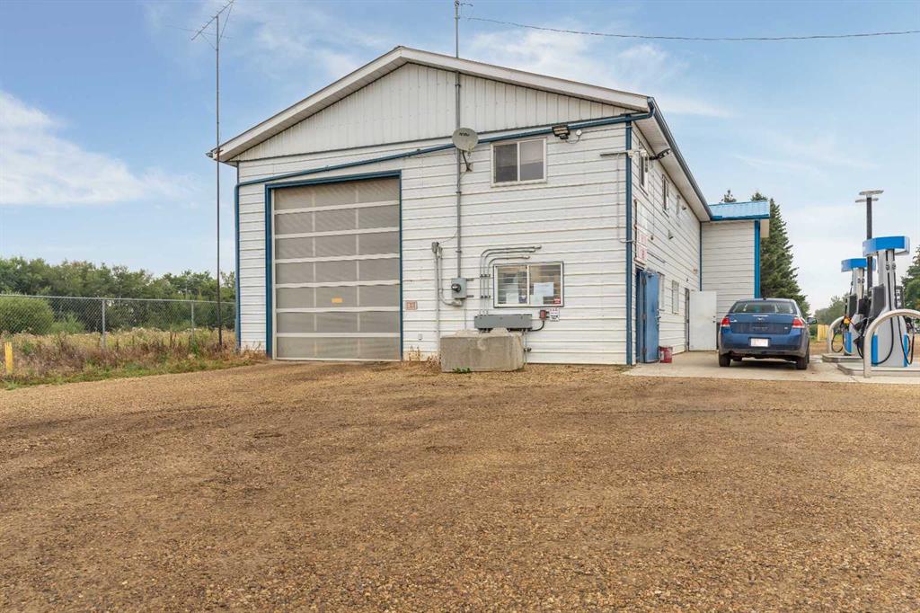 Fifth View of 2 Railway Avenue N, Hay Lakes, Hay Lakes, Alberta, T0B 1W0