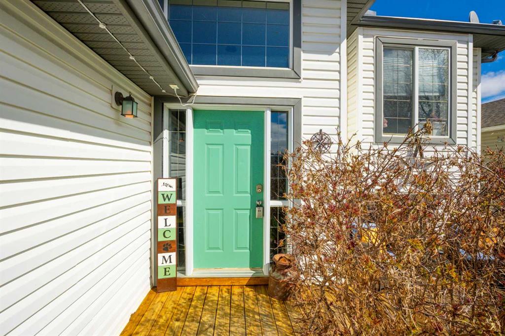 Third View of 308 Carriage Lane Drive , NONE, Carstairs, Alberta, T0M0N0