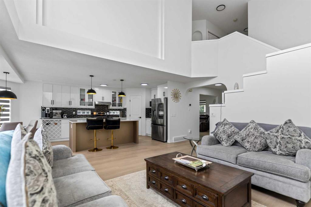 7 Country Hills Park NW, A2311886, Alberta,