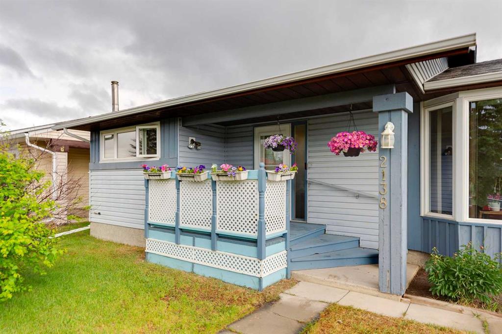 Third View of 2138 Summerfield Boulevard SE, Summerhill, Airdrie, Alberta, T4B 1X5