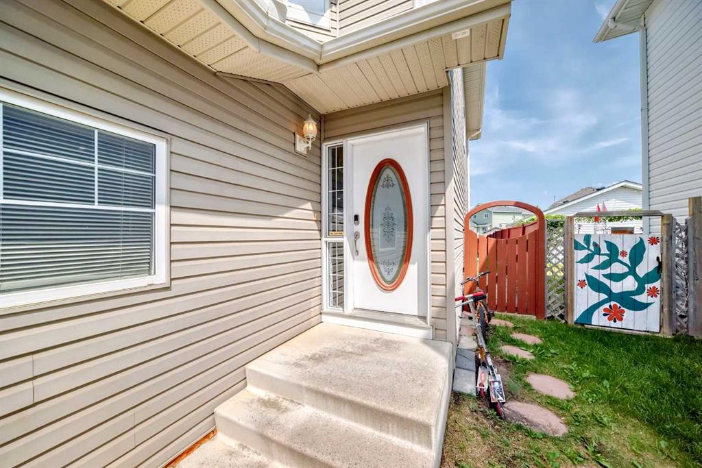 Third View of 262 Covewood Park NE, Coventry Hills, Calgary, Alberta, T3K 4V7