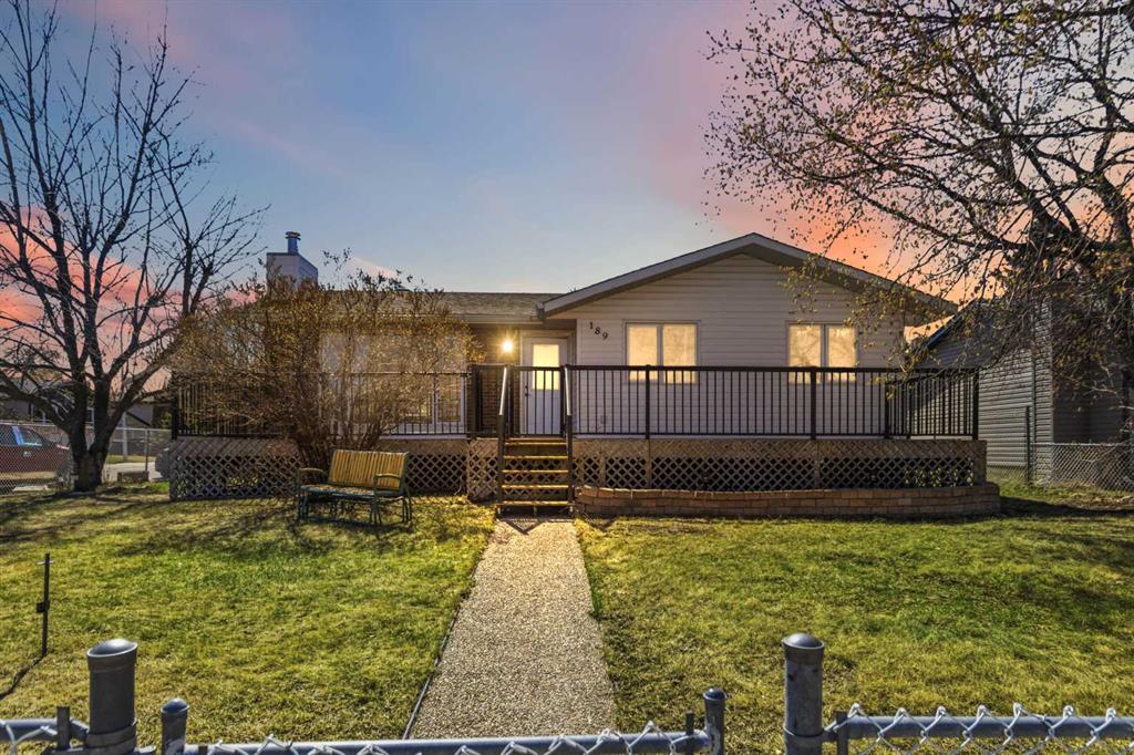 189 Wolverine Drive , A2311944, Alberta,