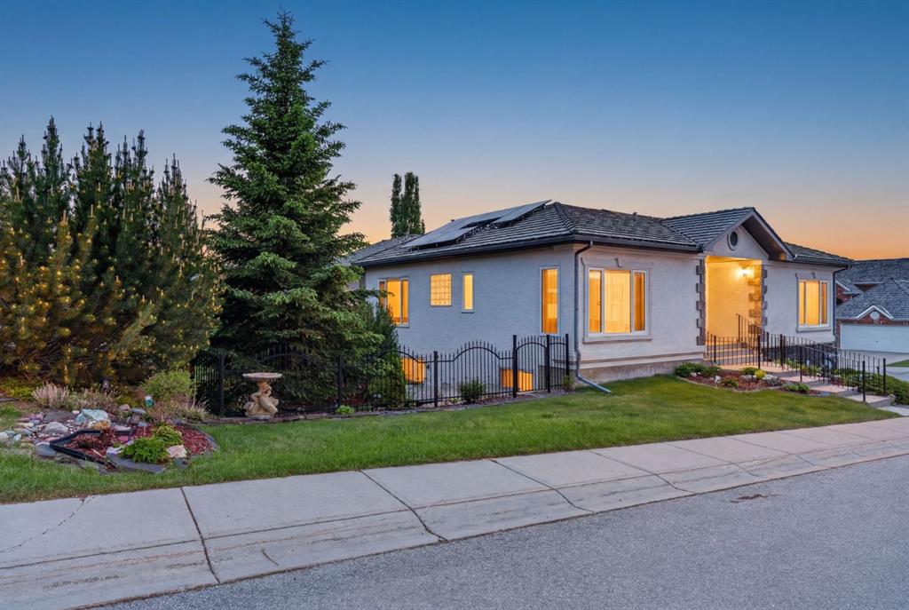 Third View of 154 Sienna Ridge Landing SW, Signal Hill, Calgary, Alberta, T3H 3T1