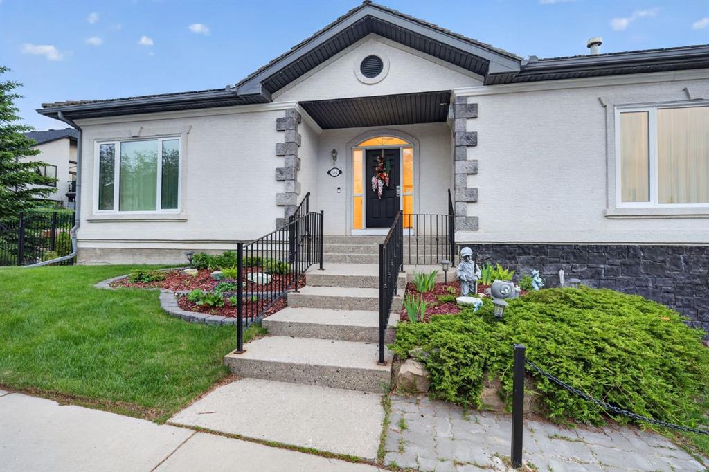 Fifth View of 154 Sienna Ridge Landing SW, Signal Hill, Calgary, Alberta, T3H 3T1
