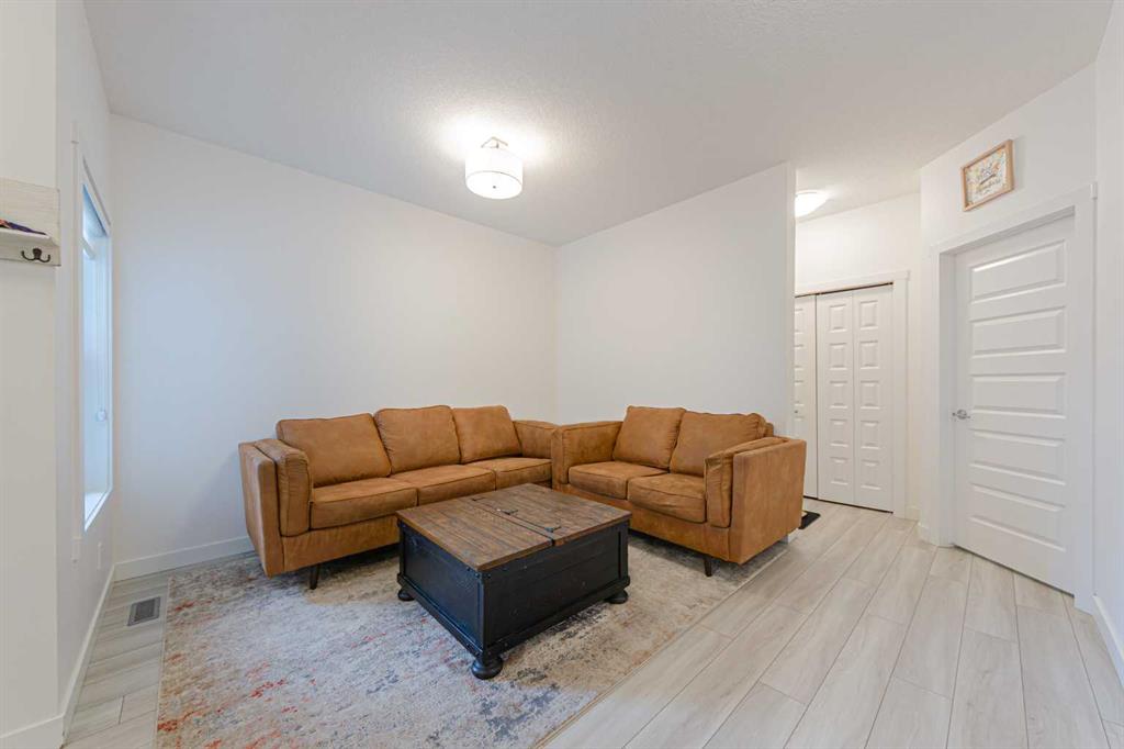 Fifth View of 70 Saddlestone Green NE, Saddle Ridge, Calgary, Alberta, T3J 2C8