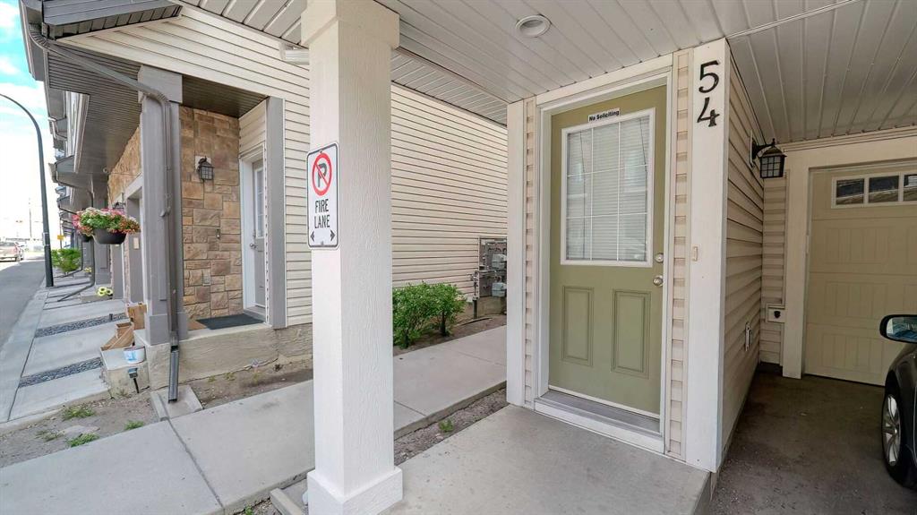 Third View of 54 New Brighton Point SE, New Brighton, Calgary, Alberta, T2Z 1B6