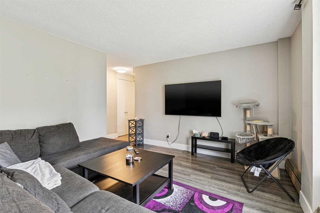 Fourth View of 208, 315 Heritage Drive SE, Acadia, Calgary, Alberta, T2H 1N2