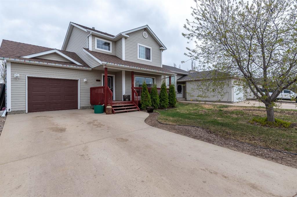 Second View of 2305 51 Avenue , College Park, Lloydminster, Alberta, T9V 3H3