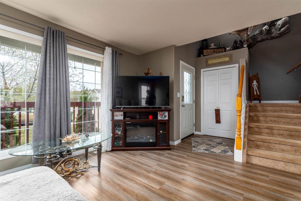 Fifth View of 2305 51 Avenue , College Park, Lloydminster, Alberta, T9V 3H3