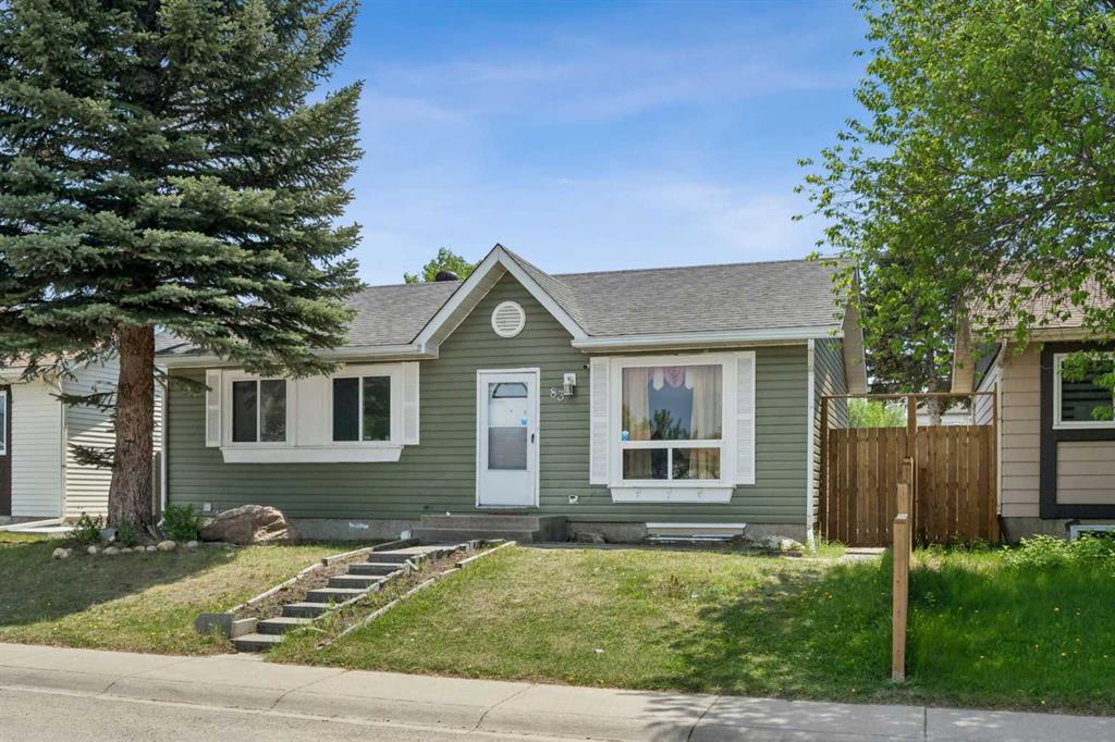83 Appletree Close SE, A2312122, Alberta,