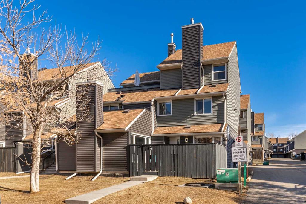 112, 25 Glamis Green SW, A2312139, Alberta,